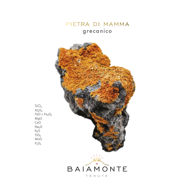 Pietra di Mamma Grecanico bottle
